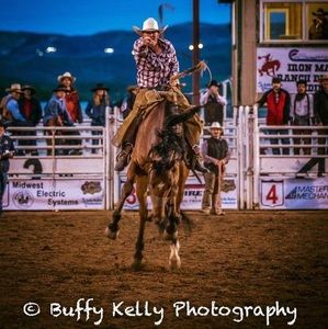 Meet your Posher, Ethan